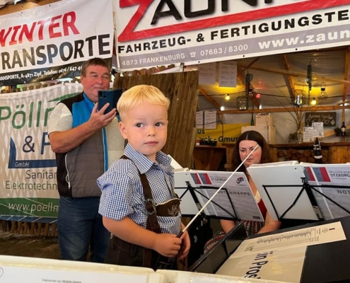 kleiner Fan Frühschoppen Frankenburg